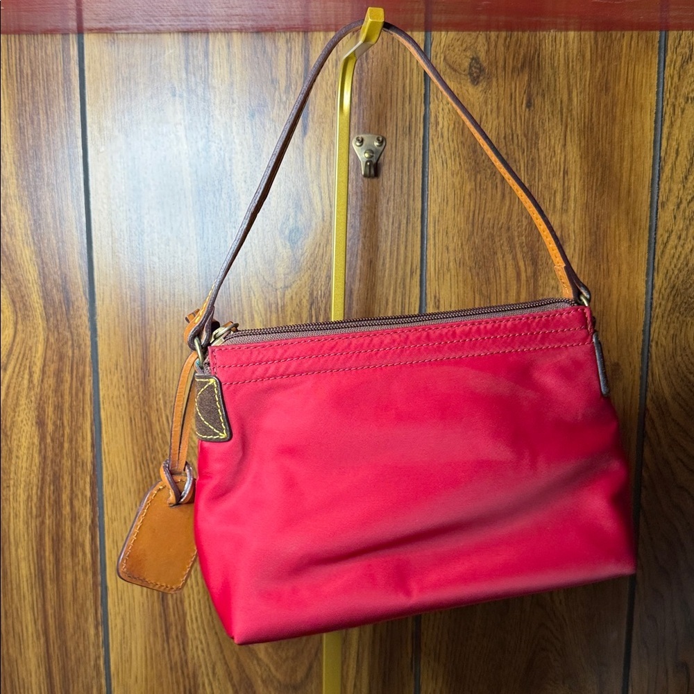 Dooney & Bourke Red Women's Bag - Picture 2 of 8